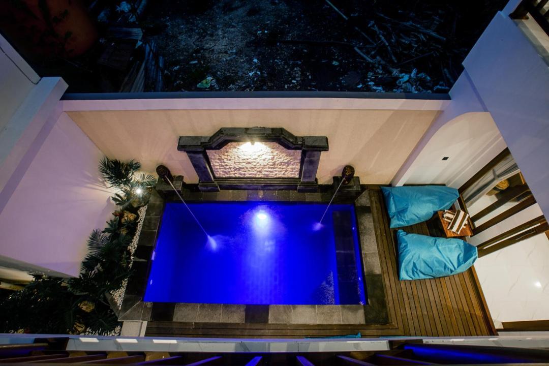 Photo of Others in Jungut Batu