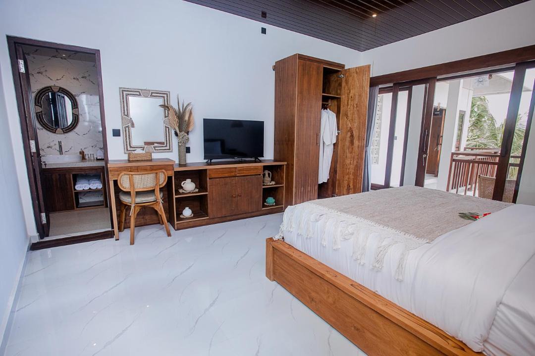 Photo of Others in Jungut Batu