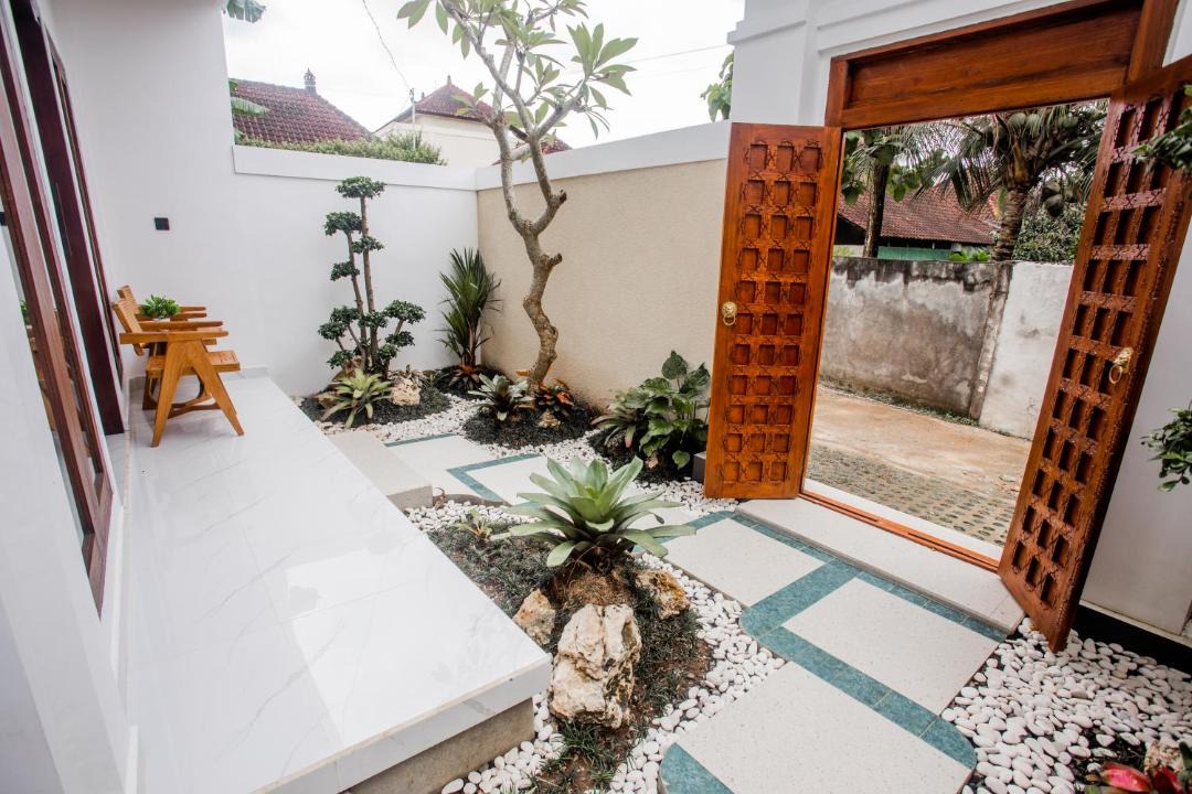 Photo of Others in Jungut Batu