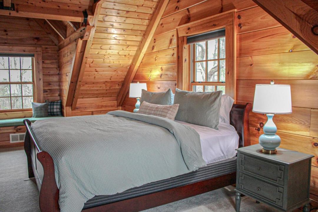 Photo of Bedroom in Asbury