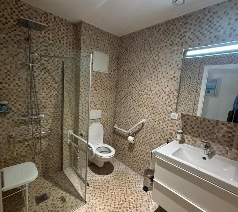 Photo of Bathroom in Magny-le-Hongre