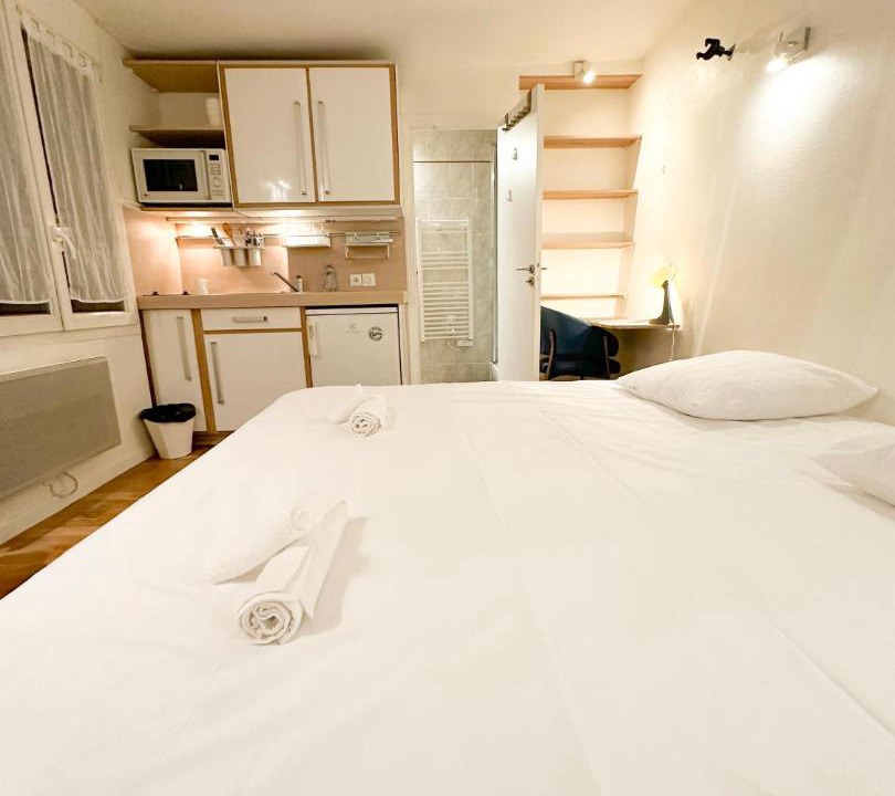 Photo of Bedroom in Val-de-Grace