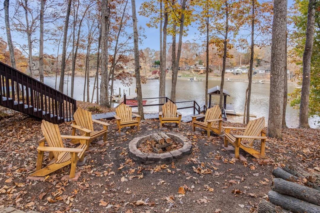 Photo of Others in Sherrills Ford