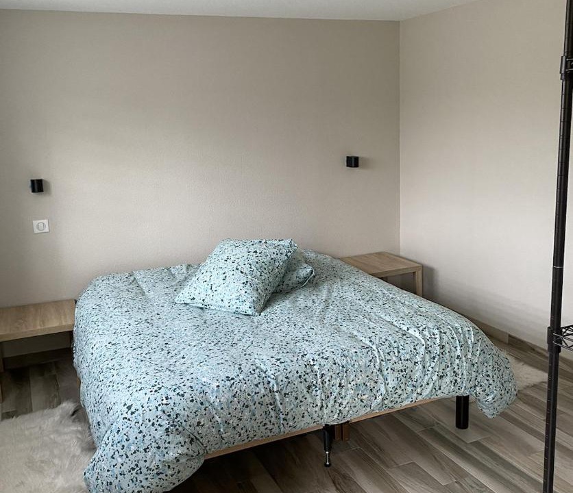 Photo of Others in Lebetain