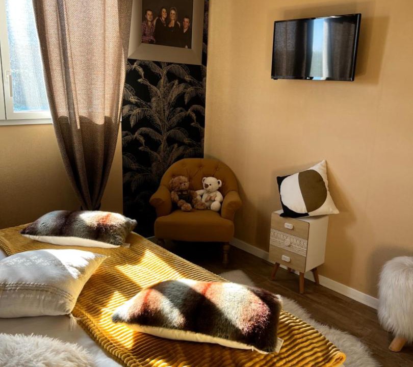 Photo of Bedroom in Grosley-sur-Risle