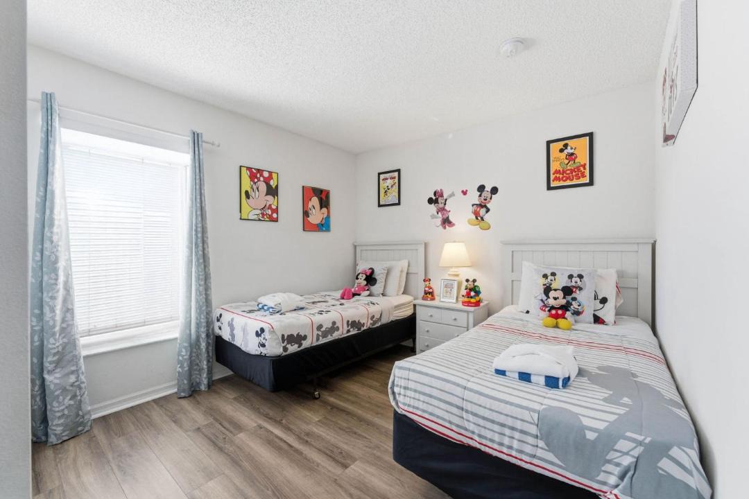 Photo of Bedroom in Seasons