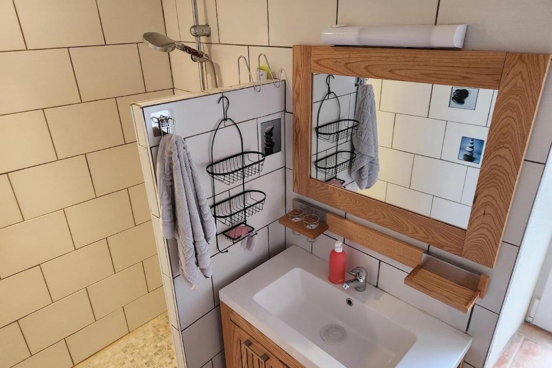 Photo of Bathroom in Velet