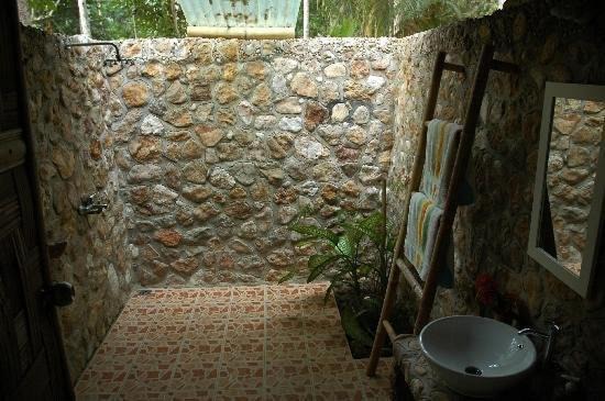 Photo of Bathroom in Pulisan