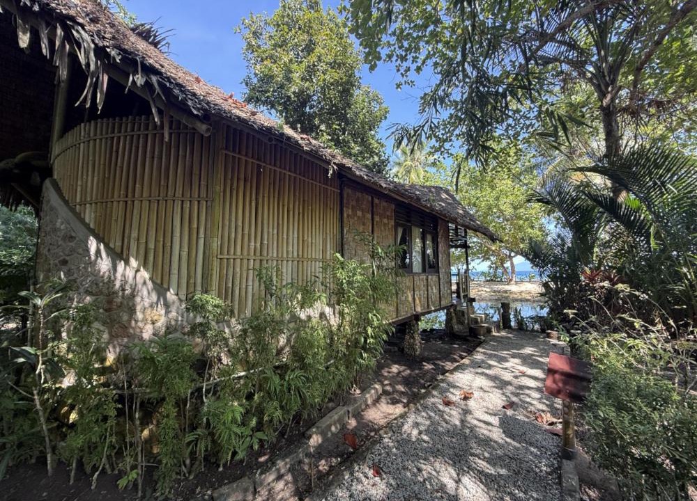 Photo of Others in Pulisan