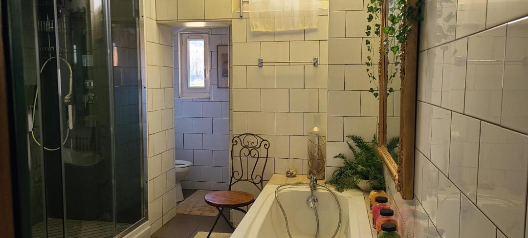Photo of Bathroom in Saint-Bueil