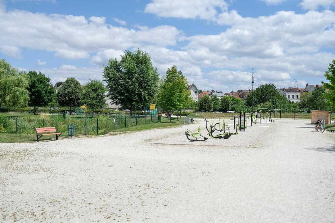 Photo of Others in La Ferte-Gaucher
