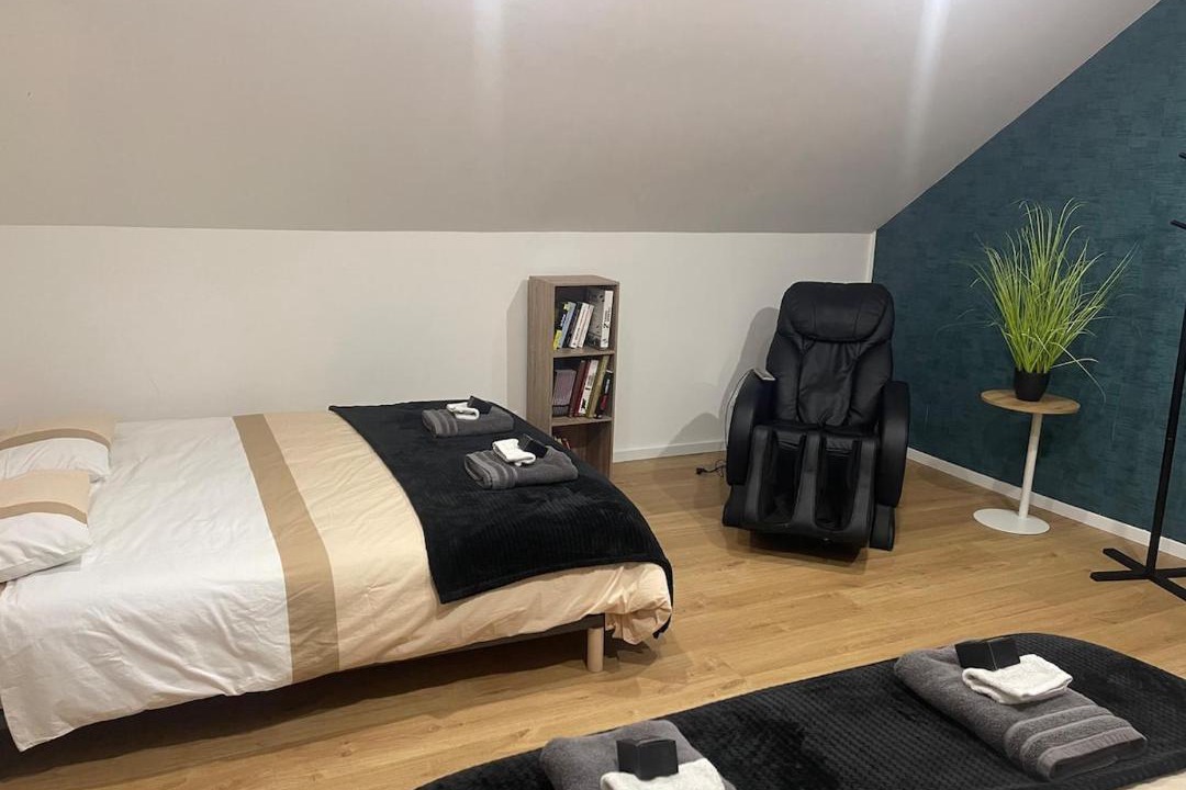 Photo of Bedroom in Lys-lez-Lannoy