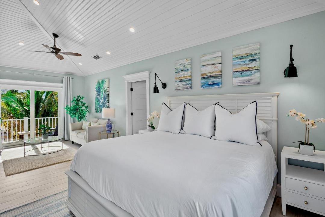 Photo of Others in Holmes Beach