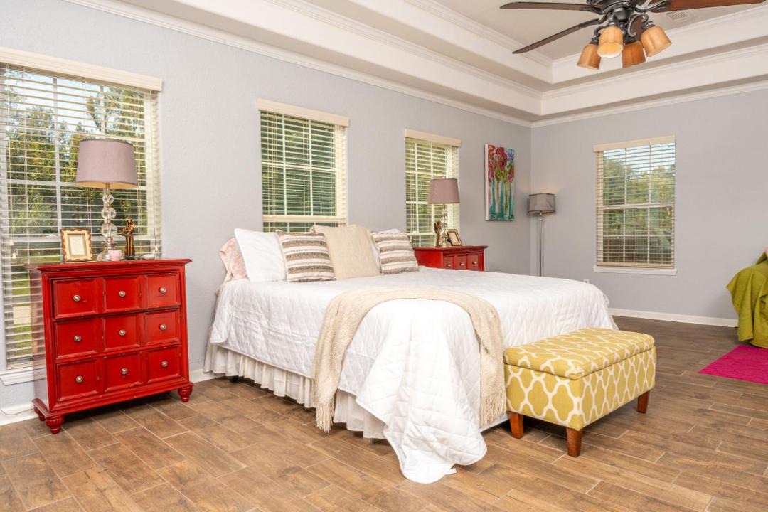 Photo of Bedroom in Elysian Fields