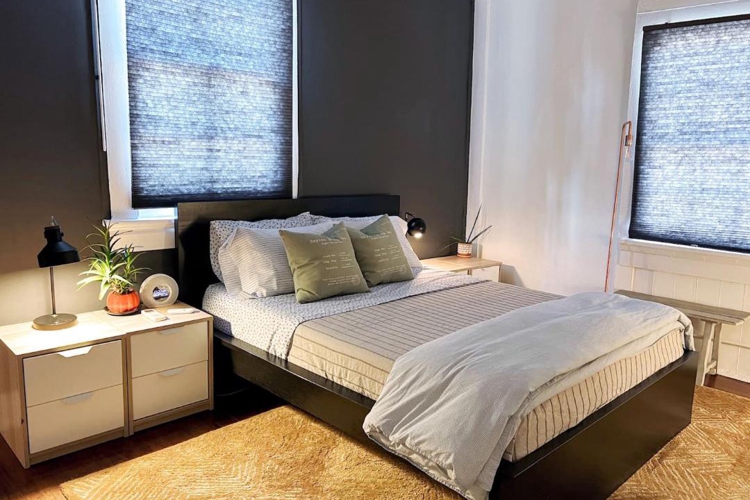 Photo of Bedroom in Algiers Point
