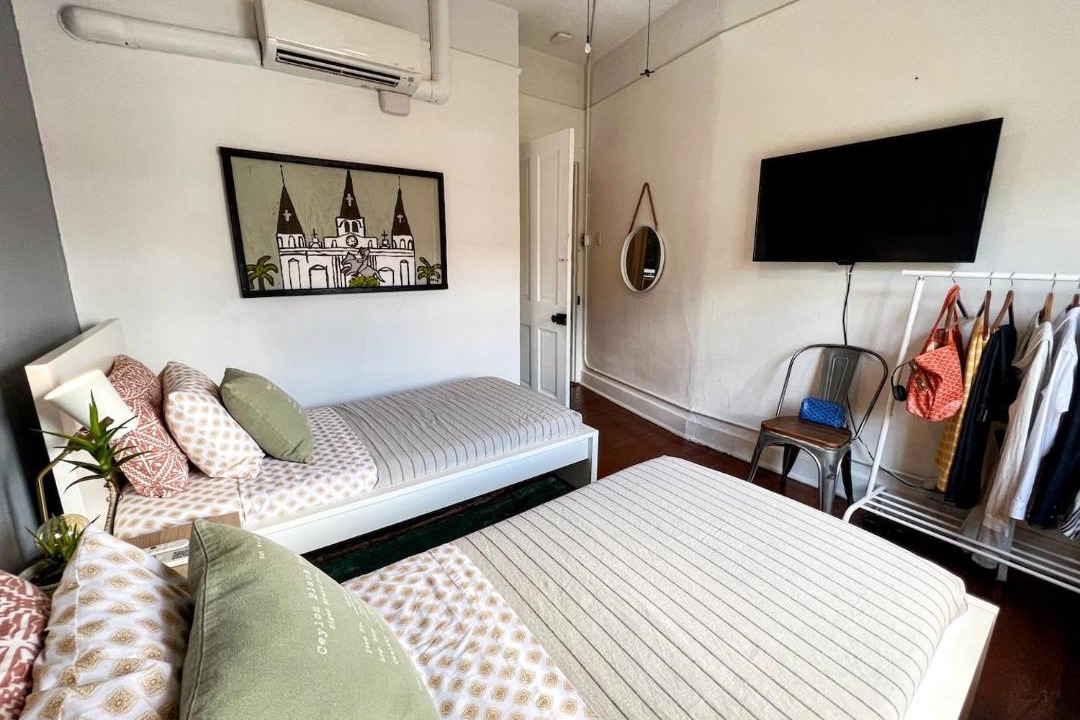 Photo of Bedroom in Algiers Point