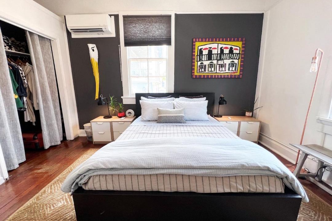 Photo of Bedroom in Algiers Point