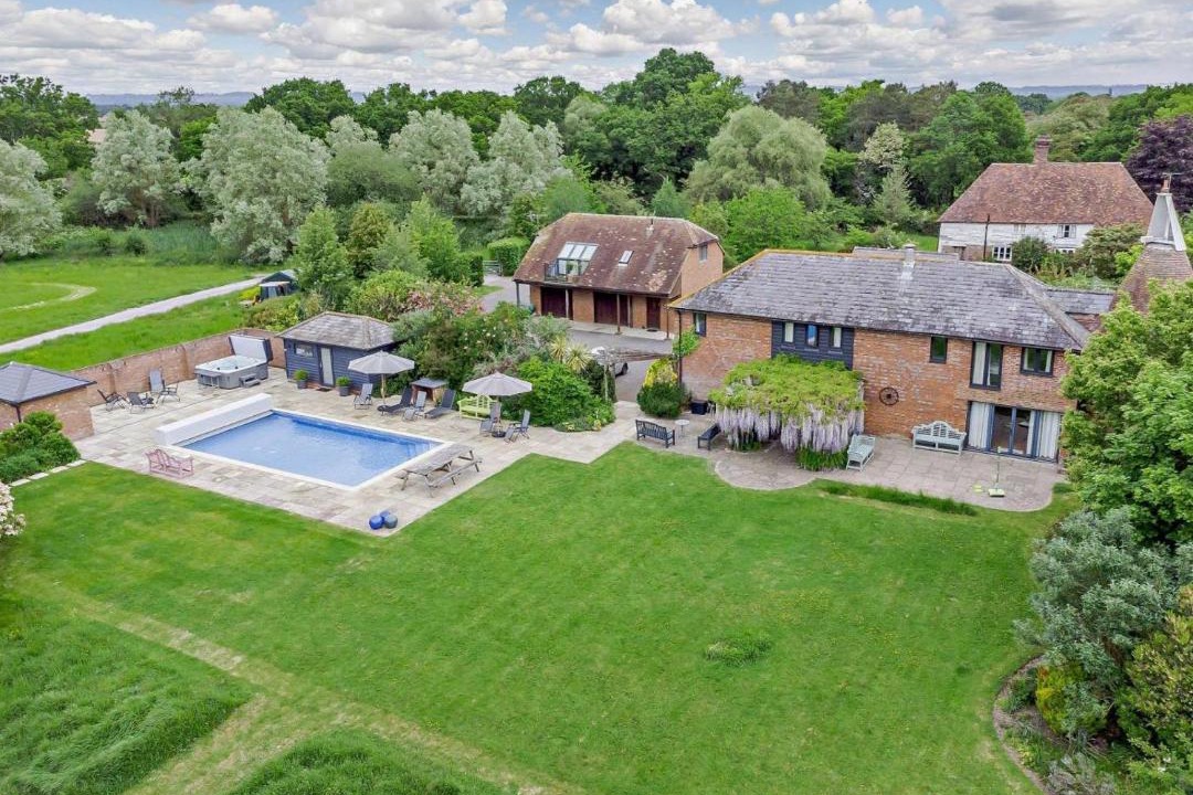 Photo of Others in Abbess Roding