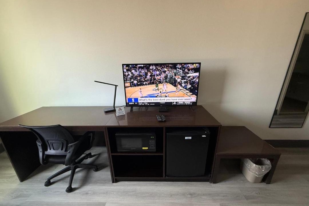 Photo of Livingroom in Milton