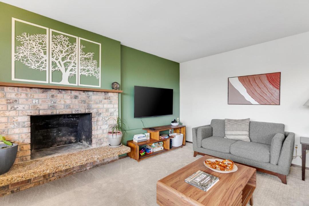 Photo of Others in Minor