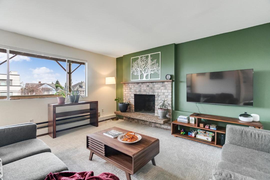 Photo of Others in Minor