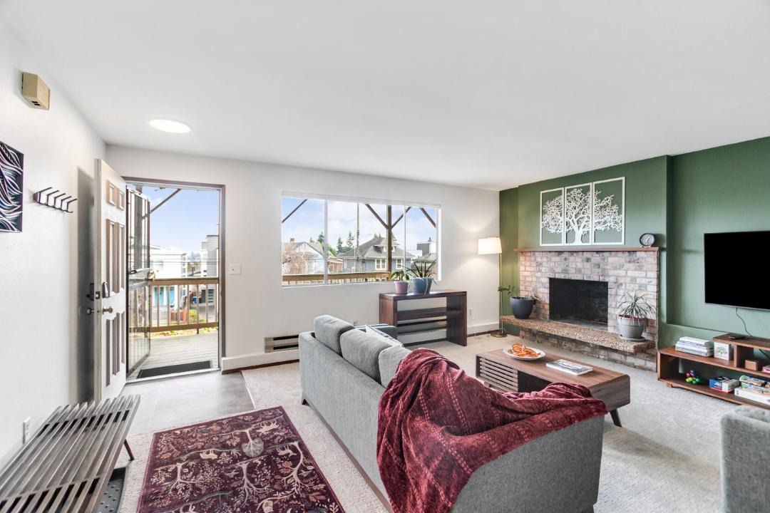 Photo of Others in Minor