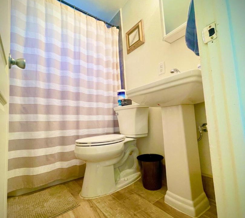 Photo of Bathroom in Albuquerque