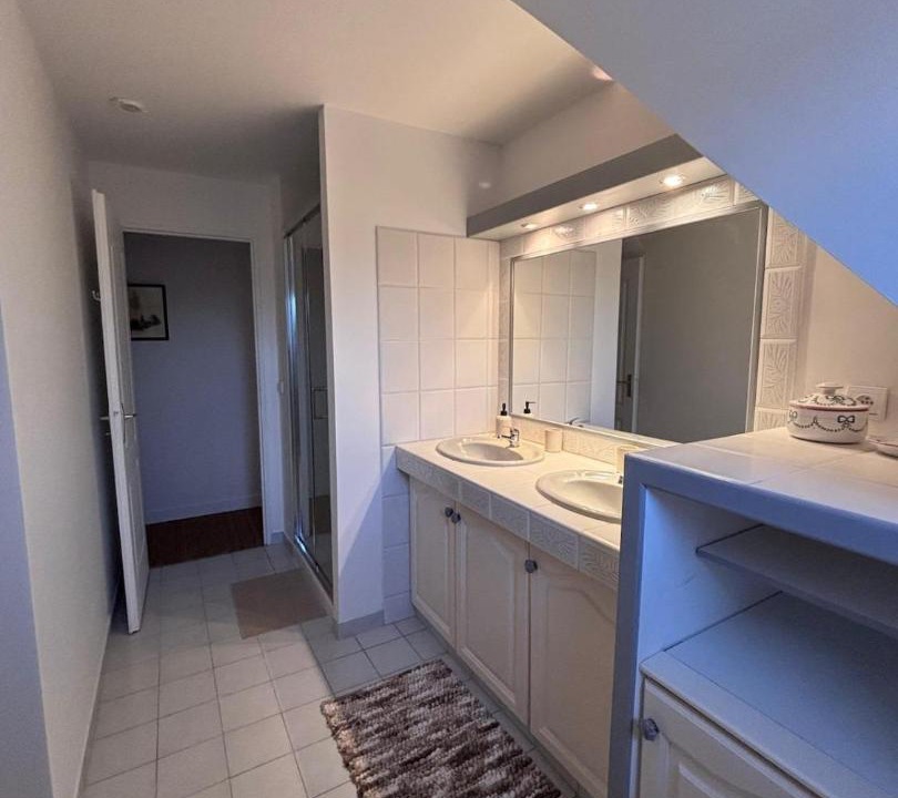 Photo of Kitchen in Mandres-les-Roses