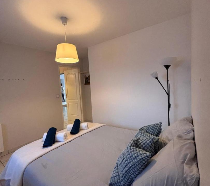 Photo of Bedroom in Mandres-les-Roses