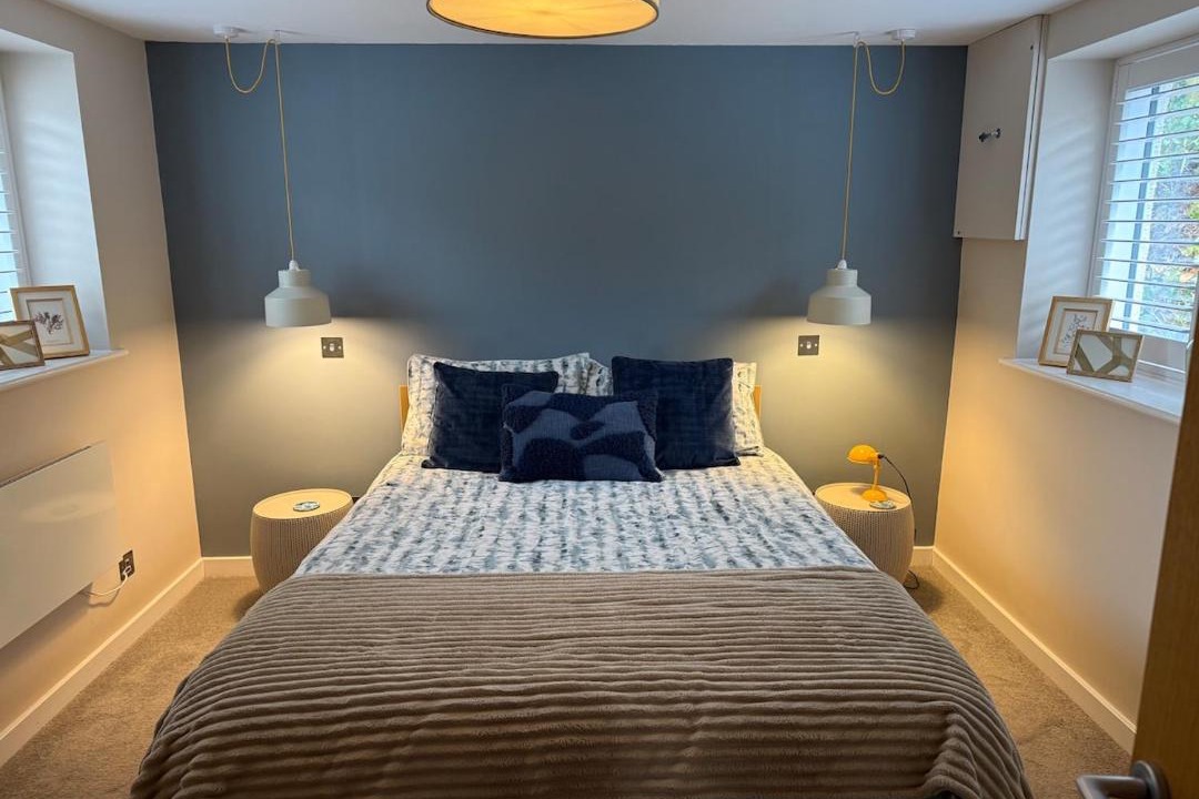 Photo of Others in Holcombe Burnell