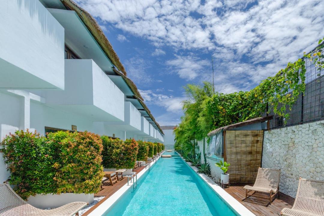 Photo of Others in Sunset Road