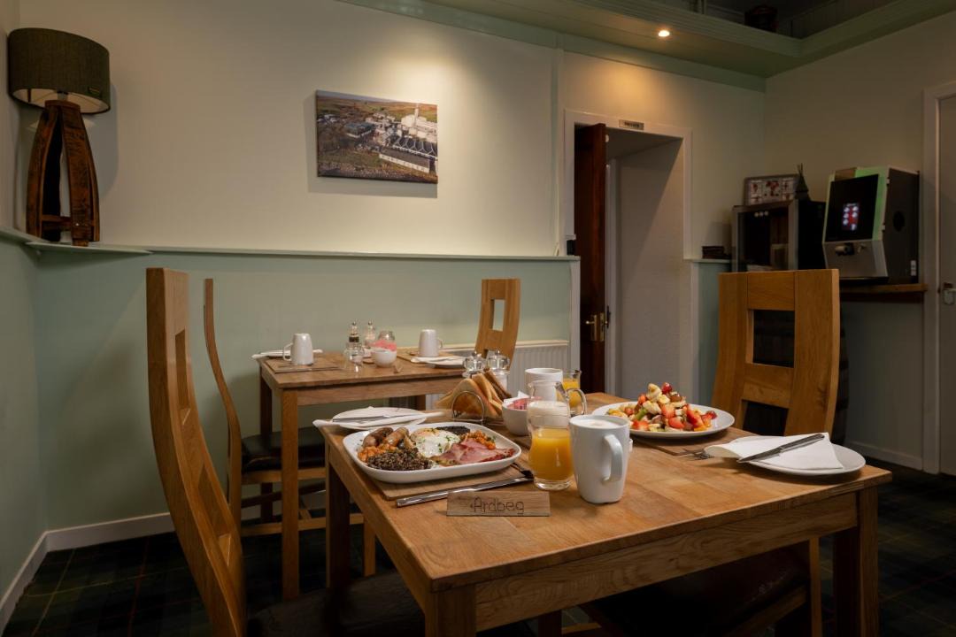 Photo of Others in Port Ellen