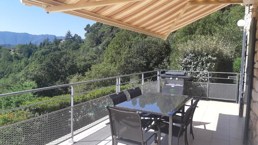 Photo of Patio Balcony in Saint-Pierre-Saint-Jean