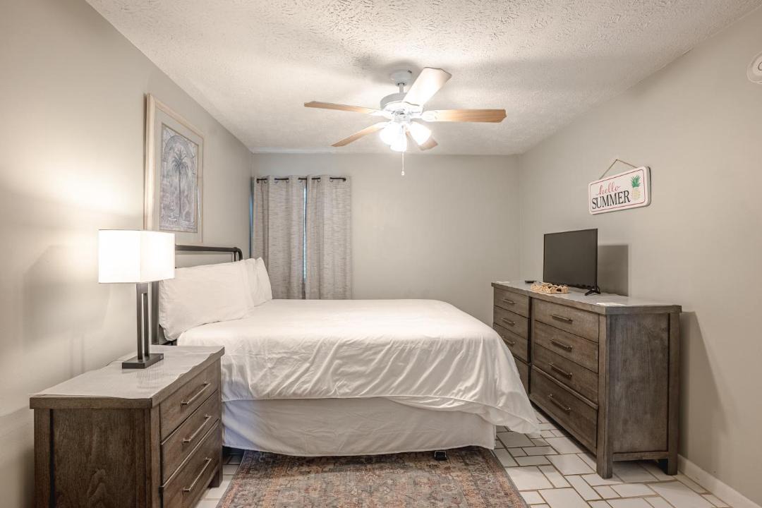 Photo of Bedroom in El Centro Beach