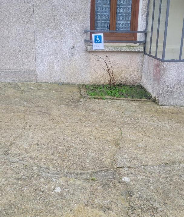 Photo of Others in Guerard