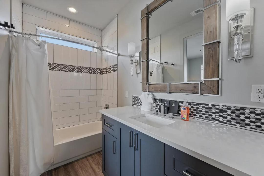 Photo of Bathroom in Burnet