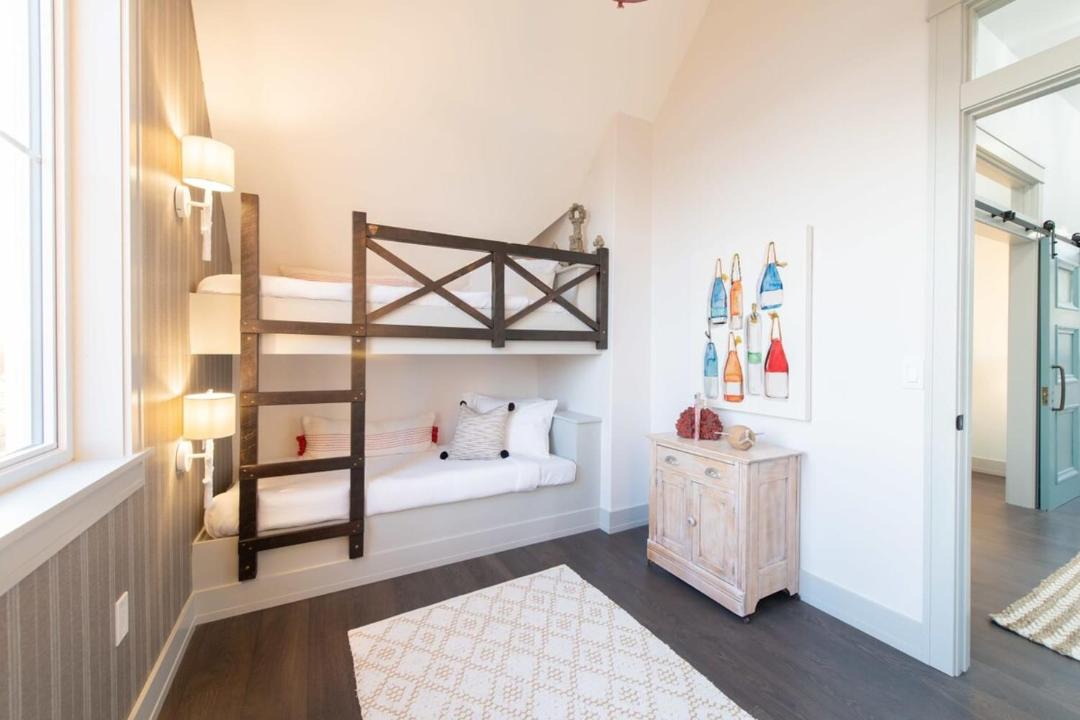 Photo of Bedroom in Middle River