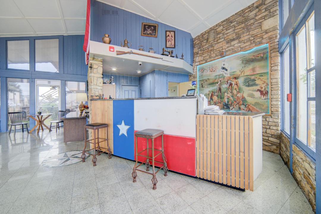 Photo of Others in Gonzales