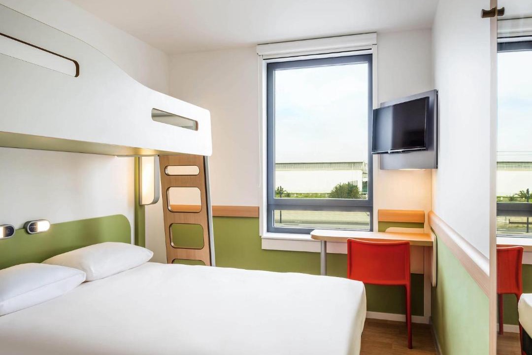 Photo of Bedroom in Orly