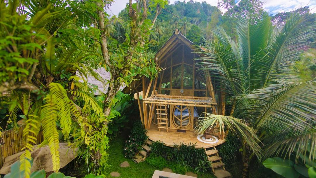 Photo of Others in Selat