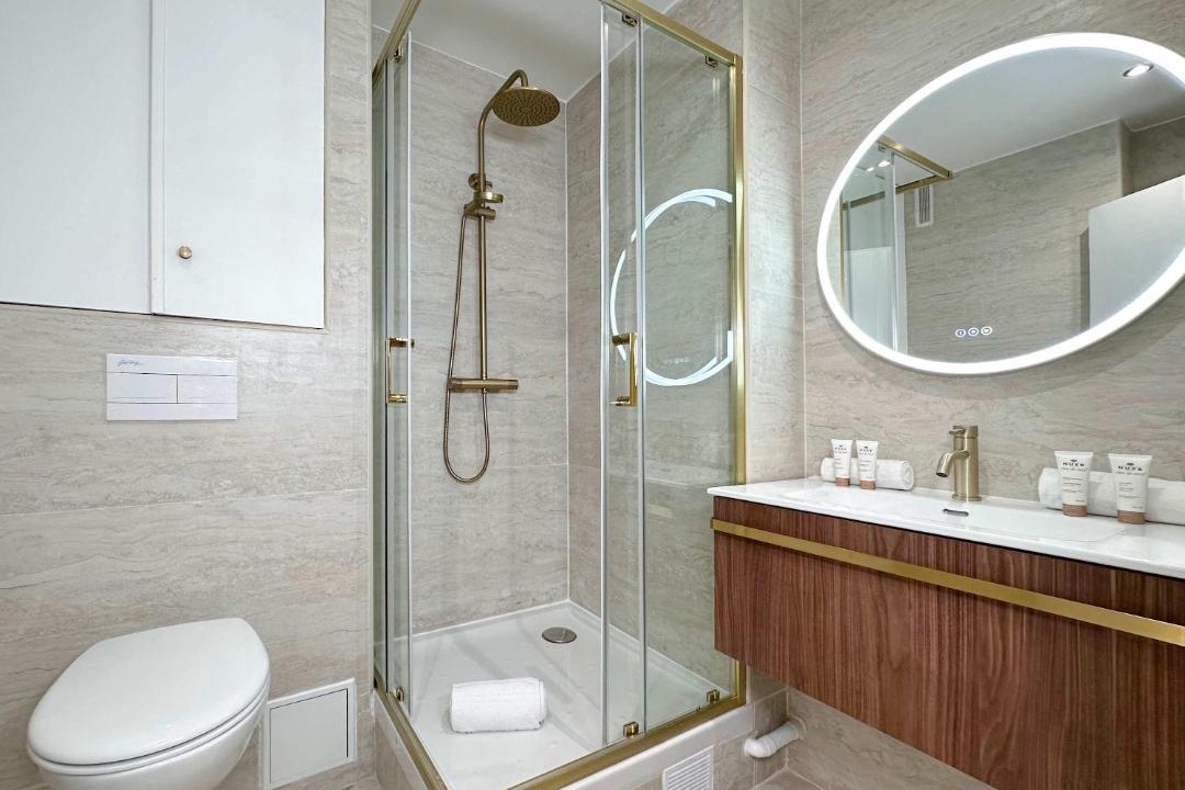 Photo of Bathroom in 13th Arrondissement