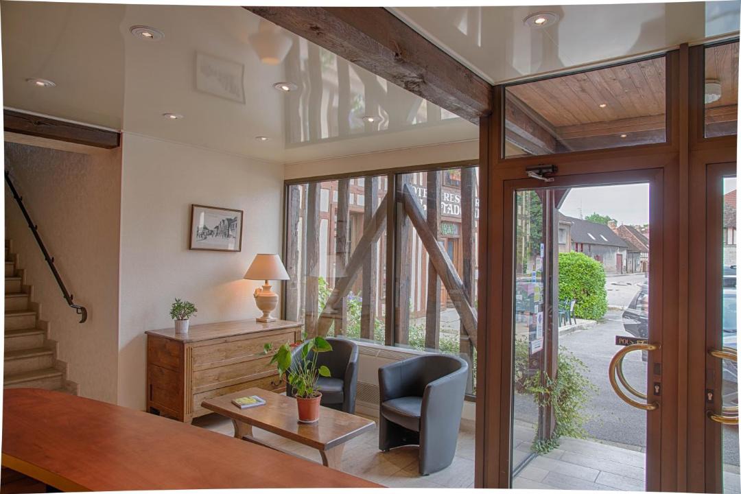 Photo of Others in Piney