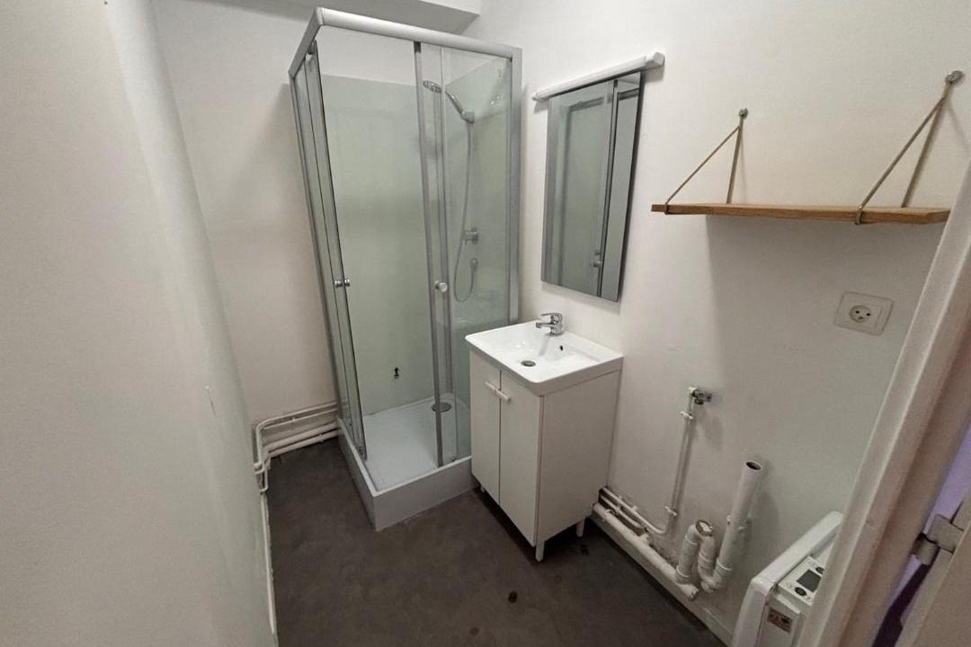 Photo of Bathroom in Douai