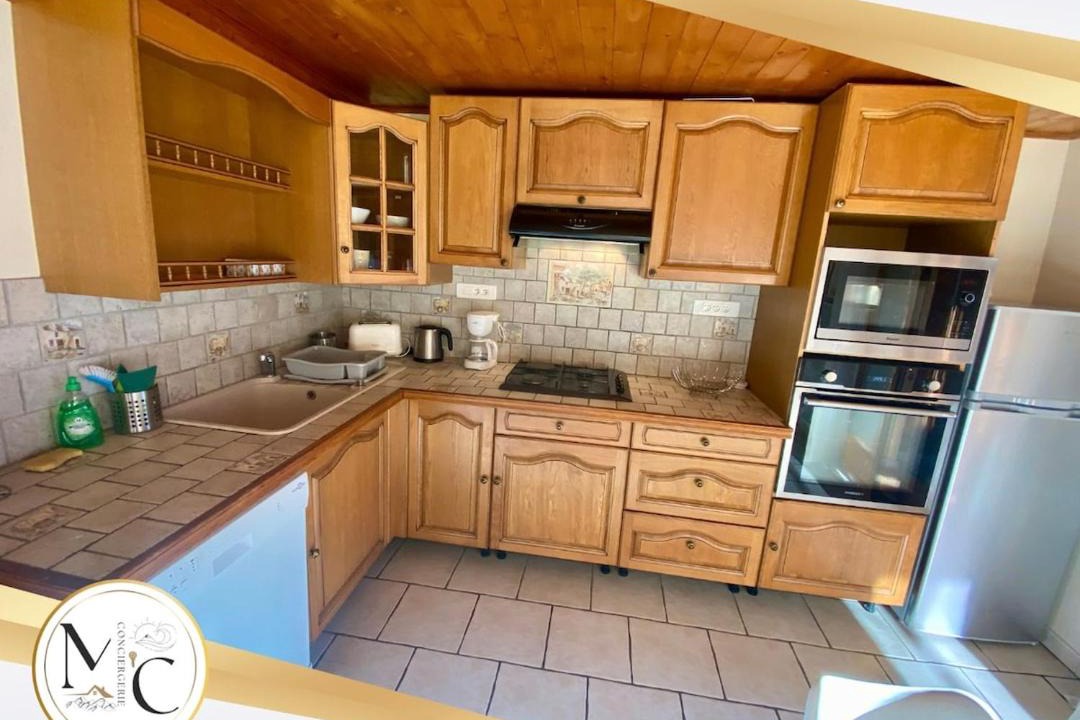 Photo of Kitchen in Allos