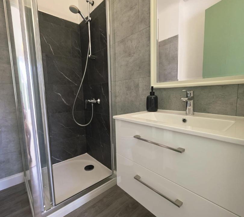 Photo of Bathroom in Saint-Gilles-Croix-de-Vie
