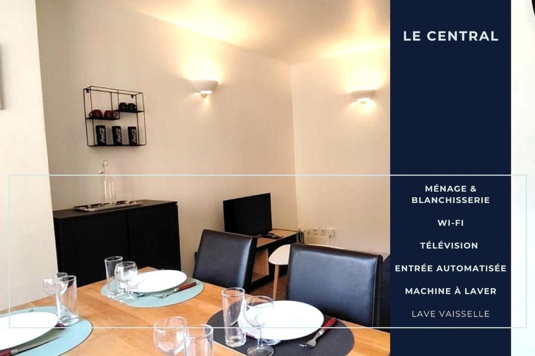 Photo of Others in Gap