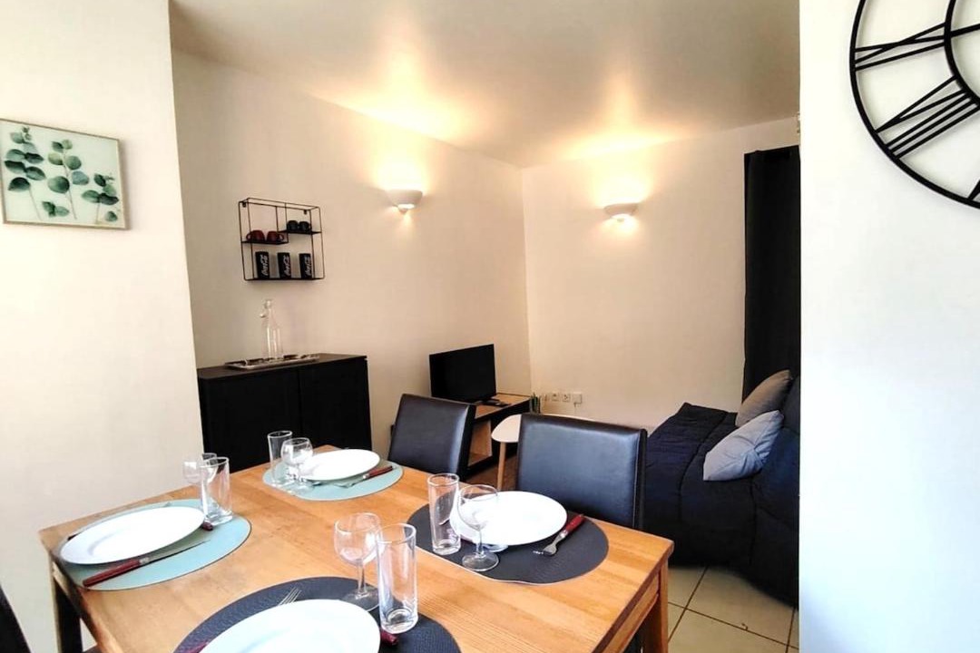 Photo of Others in Gap