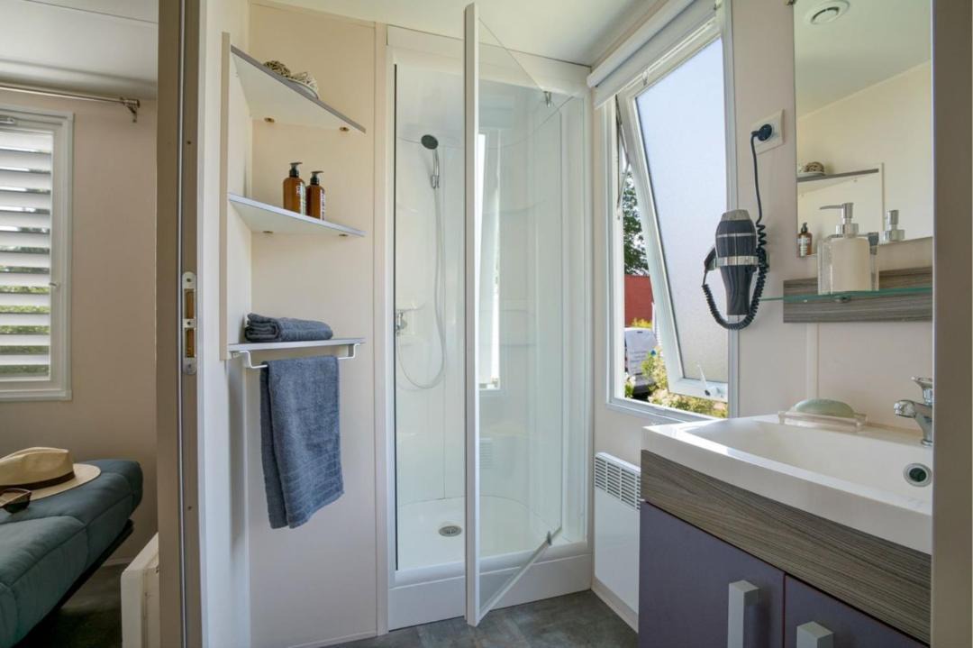 Photo of Bathroom in Maisons-Laffitte