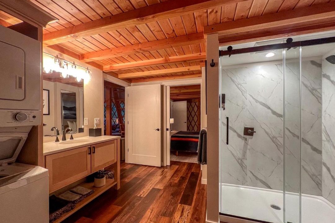 Photo of Bathroom in Carson