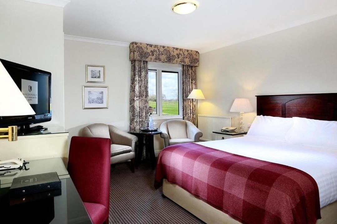 Photo of Others in Netley